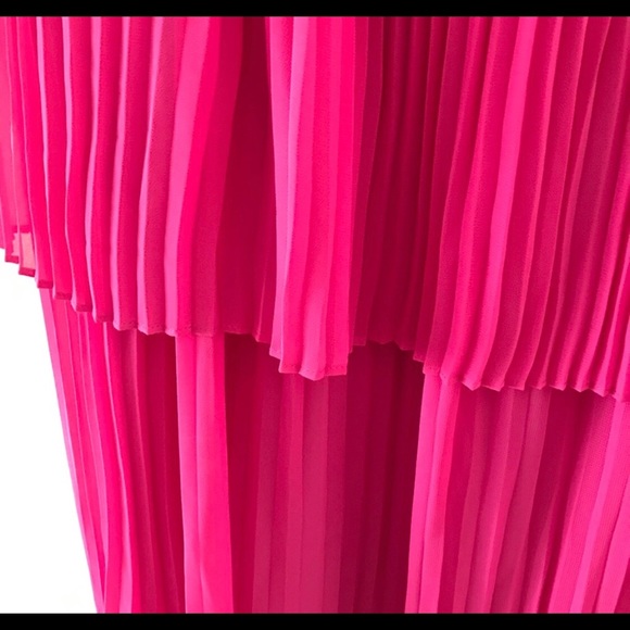 BCBG Generation Hot pink cocktail dress - Picture 3 of 5